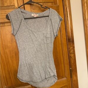 Women's Heather Gray Scoop Neck Short Sleeve Tee with Pocket